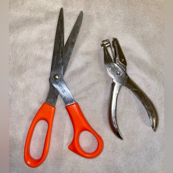 Orange Handled Scissors and Metal Hole Punch - all for sewing 🪡 accessories - Picture 4 of 5
